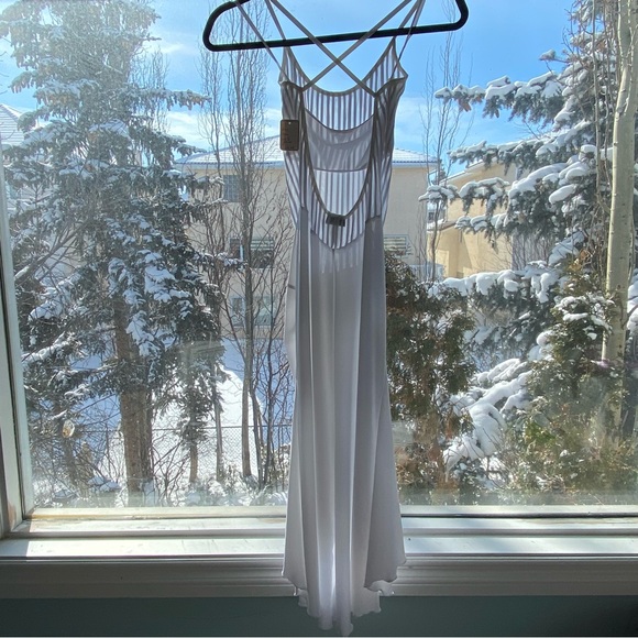 White Sheer Open Back Midi Dress NWT Size Small - Picture 16 of 17